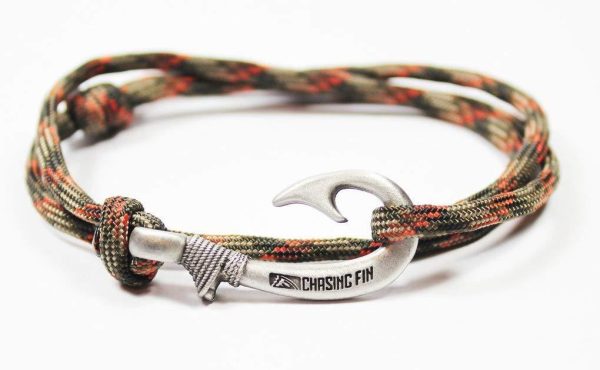 Chasing Fin Adjustable Bracelet 550 Military Paracord with Fish Hook Pendant For Cheap