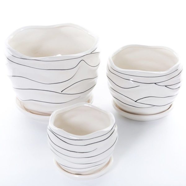 White Ceramic Flower Plant Pots Indoor Garden Plants Containers with Saucers, Set of 3 For Sale